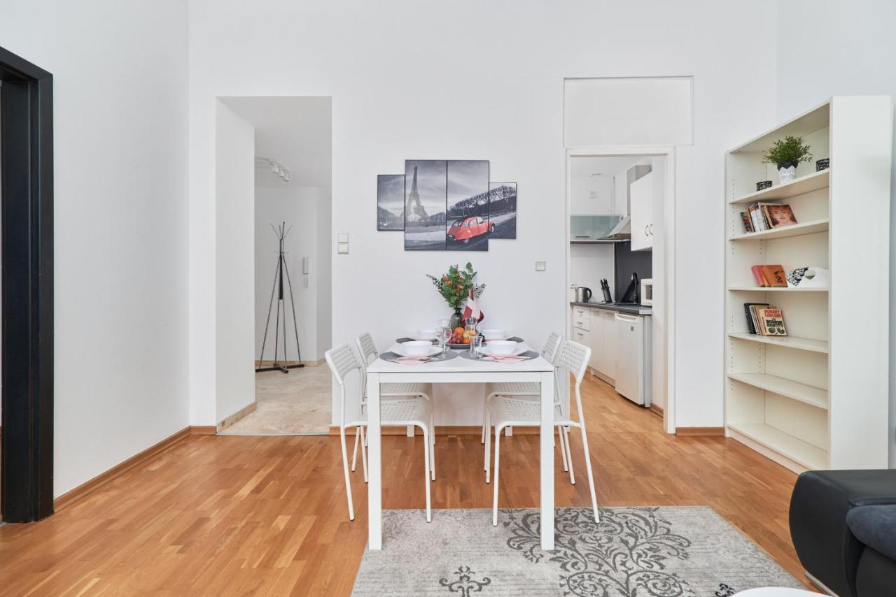Rynek Apartment The Heart Of The City By Noclegi Renters Breslavia Esterno foto